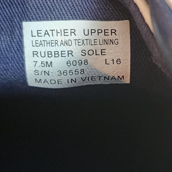 Tory Sport Shoes Womens Size 7.5 White Navy Leather Lace Up Low Top Sneakers - Picture 10 of 10